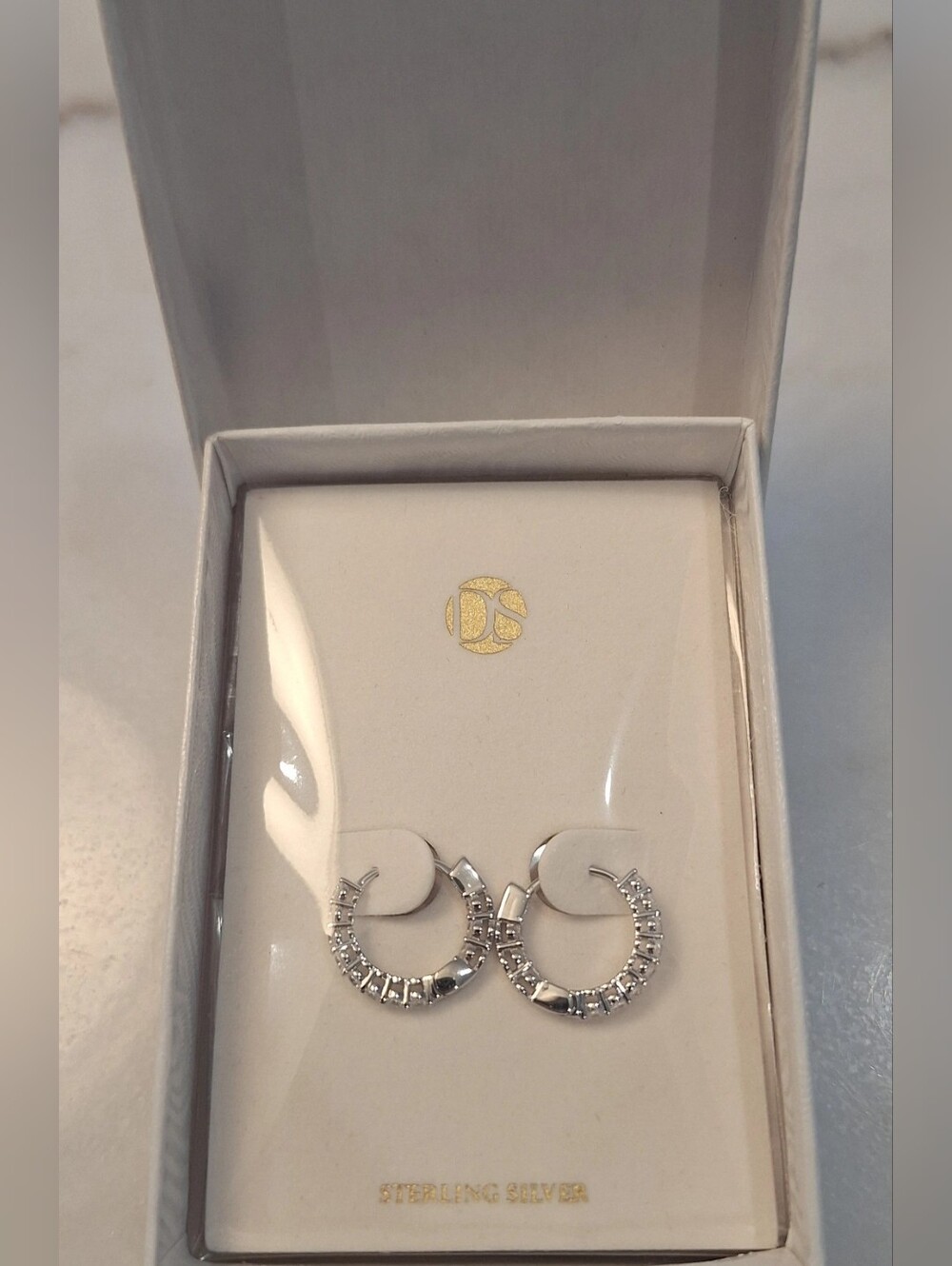 Daniela Swaebe 1 Row Mini Sterling Silver Huggie Earrings NWOT